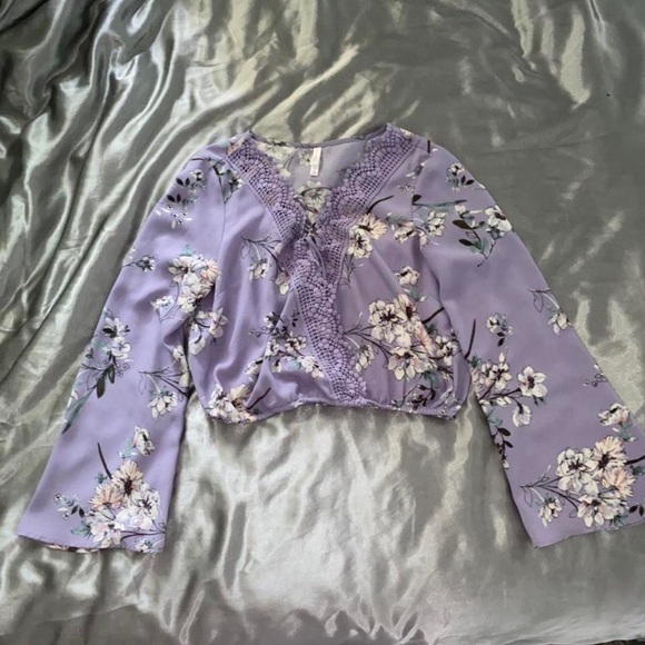 Xhilaration Tops - Purple Floral Flared Crop Top